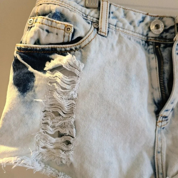 High-waisted distressed acid wash jeans,  s… - Picture 7 of 11